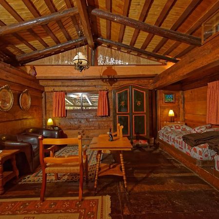 Bed and Breakfast Casa Navacoyan Малиналько Экстерьер фото