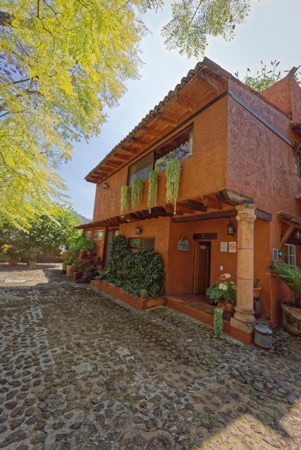 Bed and Breakfast Casa Navacoyan Малиналько Экстерьер фото